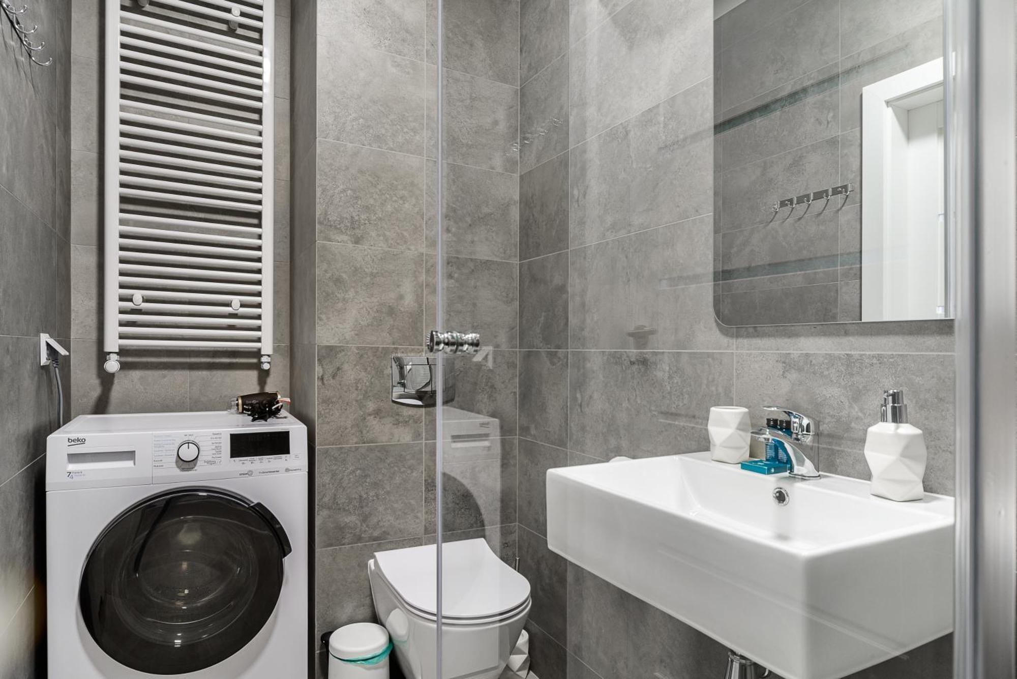 Shortstaypoland Komputerowa Warsaw Ngoại thất bức ảnh