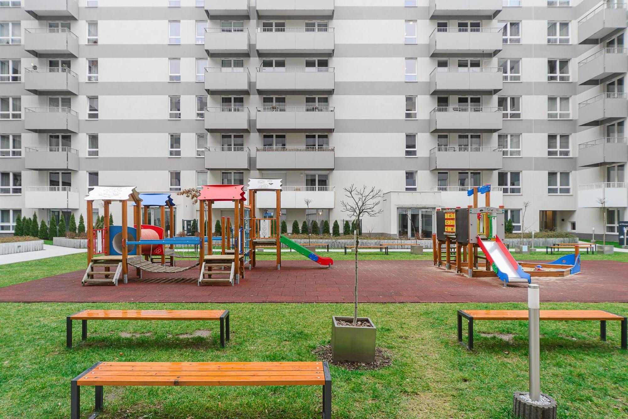Shortstaypoland Komputerowa Warsaw Ngoại thất bức ảnh
